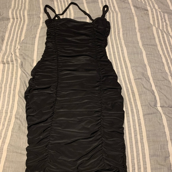 Pretty Little Thing Shape Black Ruched Front Strappy Bodycon Dress - Picture 3 of 4